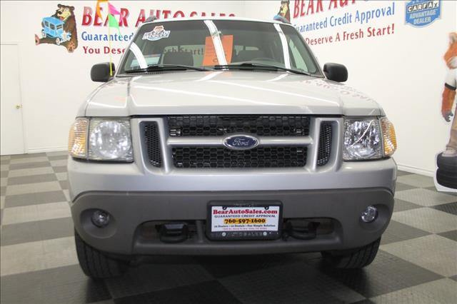 Ford Explorer Sport Trac 2002 photo 2