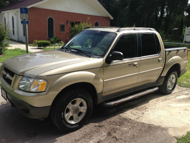 Ford Explorer Sport Trac 2002 photo 2