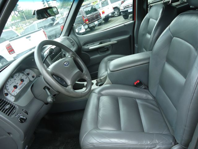 Ford Explorer Sport Trac 2002 photo 3