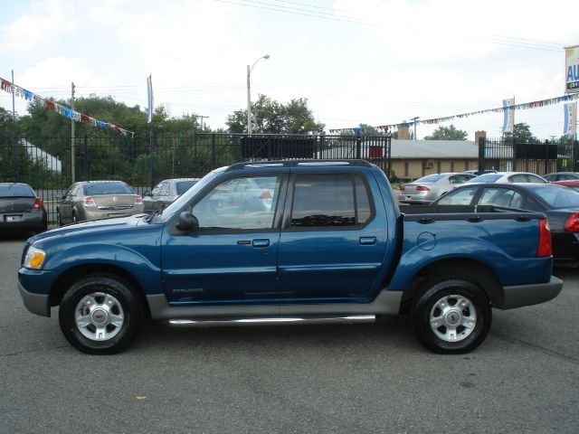 Ford Explorer Sport Trac 2002 photo 1