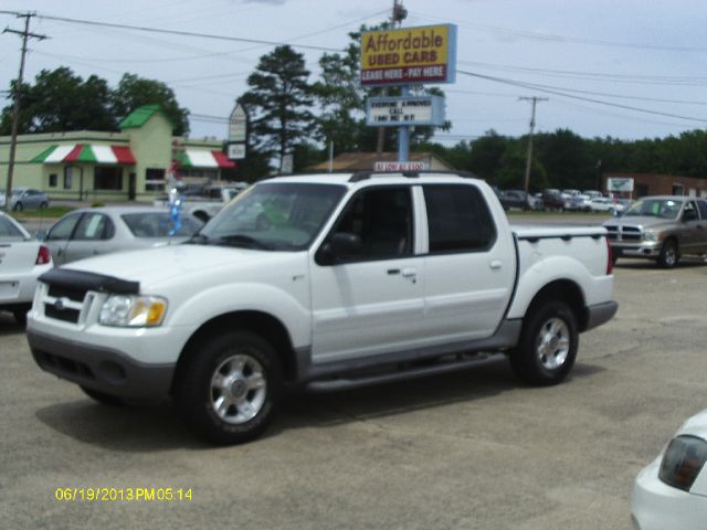 Ford Explorer Sport Trac 2003 photo 3