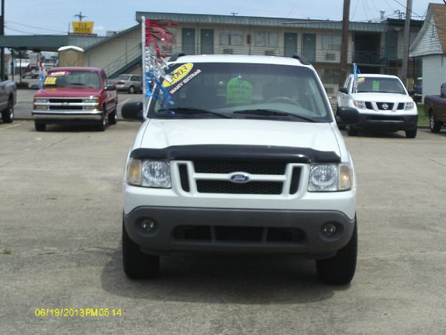 Ford Explorer Sport Trac 2003 photo 4