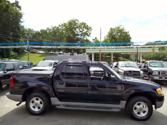 Ford Explorer Sport Trac 2003 photo 1