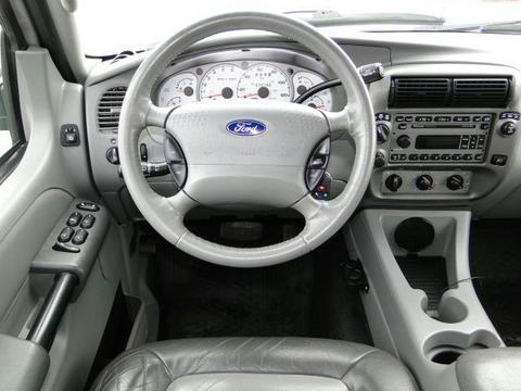 Ford Explorer Sport Trac ESi Other