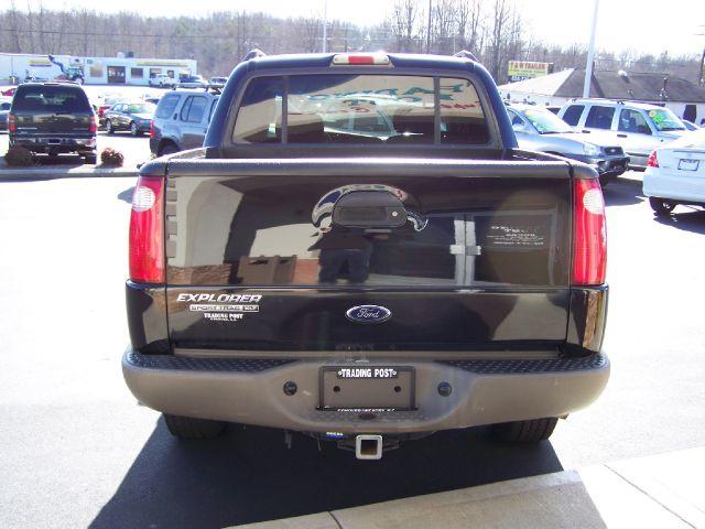 Ford Explorer Sport Trac 2003 photo 4