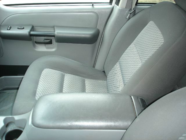 Ford Explorer Sport Trac 2003 photo 1