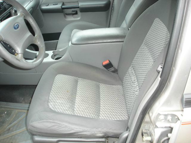 Ford Explorer Sport Trac 2003 photo 4