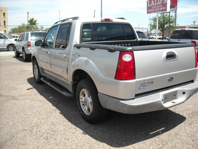 Ford Explorer Sport Trac 2003 photo 1