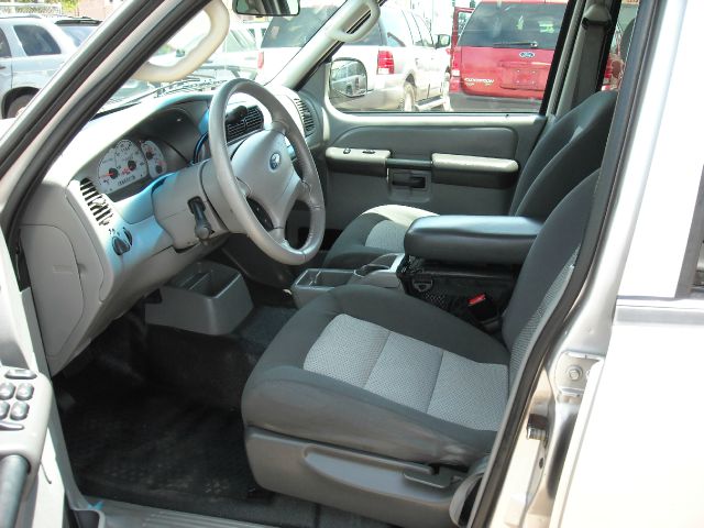 Ford Explorer Sport Trac 2003 photo 8