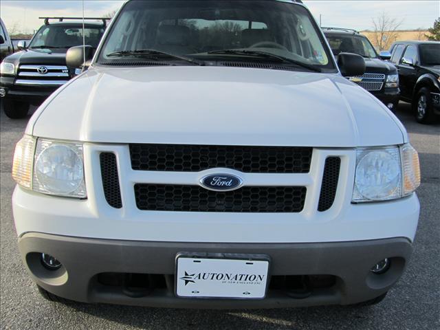 Ford Explorer Sport Trac 2003 photo 1