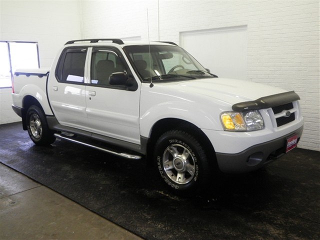 Ford Explorer Sport Trac 2003 photo 1