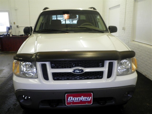 Ford Explorer Sport Trac 2003 photo 2