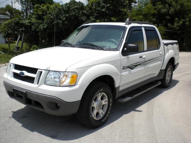 Ford Explorer Sport Trac 2003 photo 1
