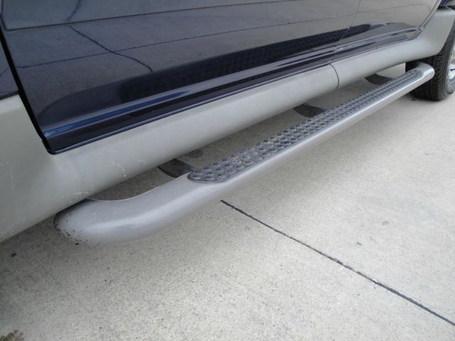 Ford Explorer Sport Trac 2003 photo 2