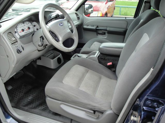 Ford Explorer Sport Trac 2003 photo 8