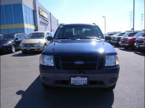 Ford Explorer Sport Trac 2003 photo 1
