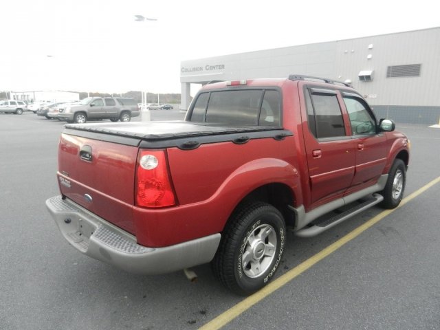 Ford Explorer Sport Trac 2003 photo 2