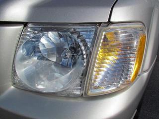 Ford Explorer Sport Trac 2004 photo 1