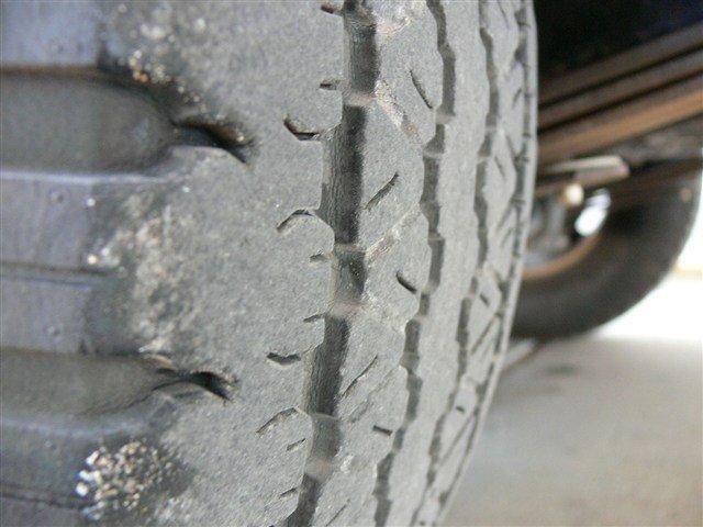 Ford Explorer Sport Trac 2004 photo 1