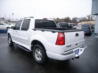 Ford Explorer Sport Trac 2004 photo 4