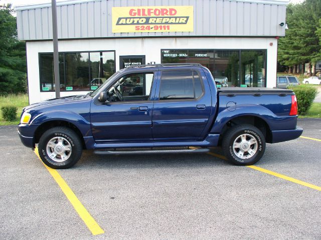 Ford Explorer Sport Trac 2004 photo 1