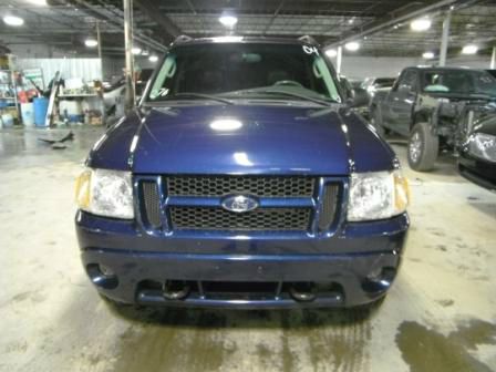 Ford Explorer Sport Trac 2004 photo 3