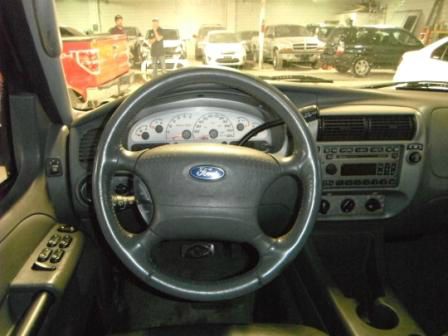 Ford Explorer Sport Trac 2004 photo 7