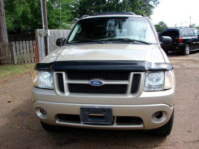 Ford Explorer Sport Trac 2004 photo 3