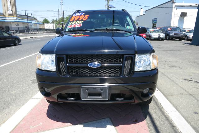 Ford Explorer Sport Trac 2004 photo 17