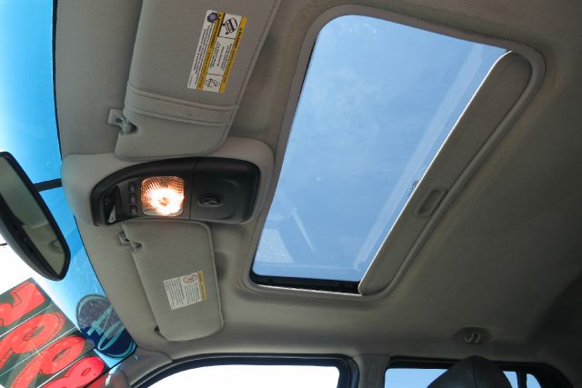 Ford Explorer Sport Trac 2004 photo 4