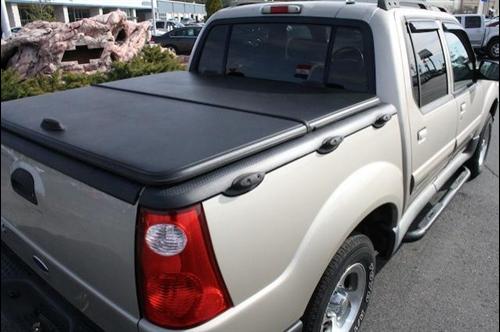 Ford Explorer Sport Trac 2004 photo 2