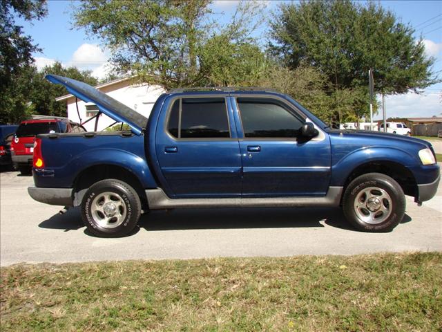 Ford Explorer Sport Trac 2004 photo 4