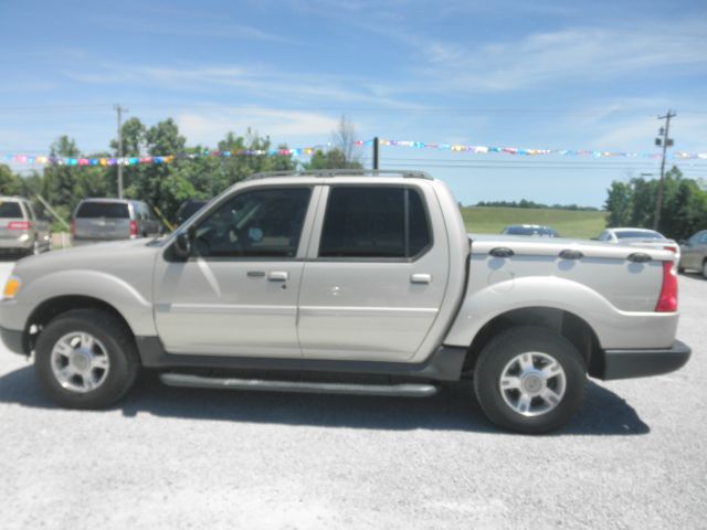 Ford Explorer Sport Trac 2004 photo 4