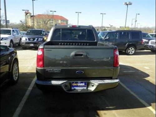 Ford Explorer Sport Trac 2004 photo 5