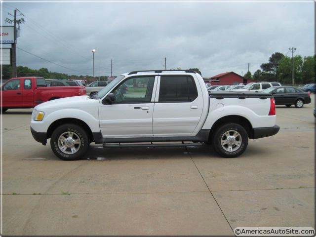 Ford Explorer Sport Trac 2004 photo 4