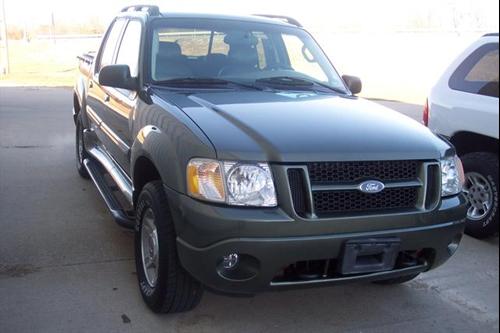 Ford Explorer Sport Trac 2004 photo 3