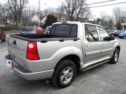 Ford Explorer Sport Trac 2004 photo 2