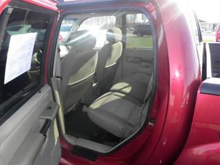 Ford Explorer Sport Trac 2004 photo 3