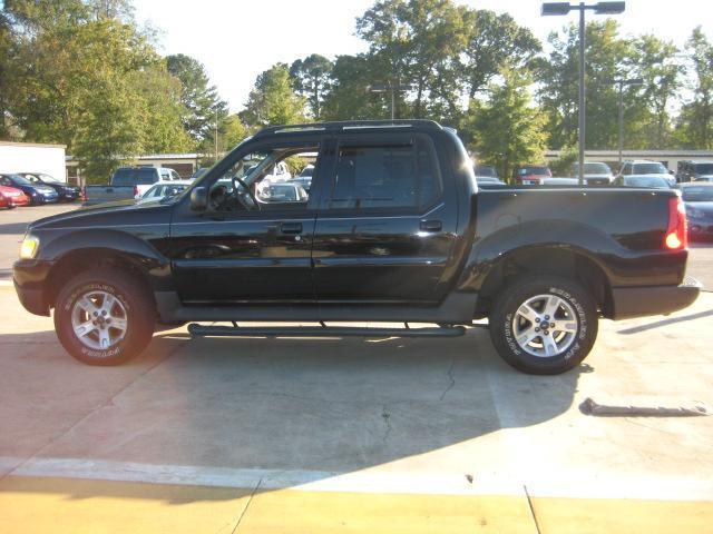 Ford Explorer Sport Trac 2005 photo 3