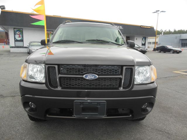 Ford Explorer Sport Trac 2005 photo 1