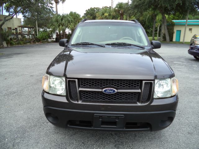Ford Explorer Sport Trac 2005 photo 2