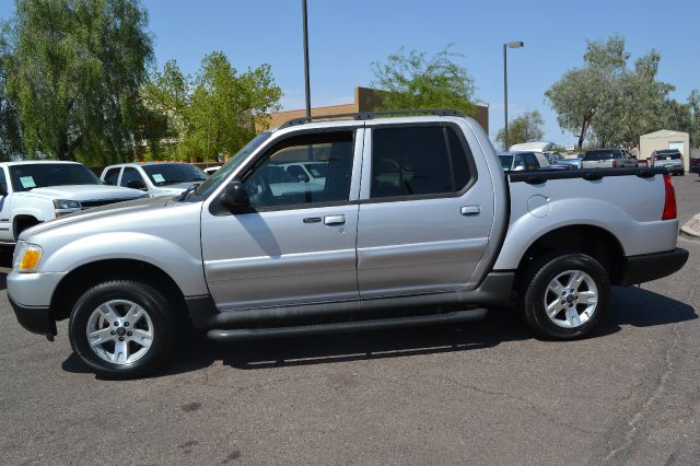 Ford Explorer Sport Trac 2005 photo 2