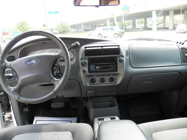 Ford Explorer Sport Trac 2005 photo 10