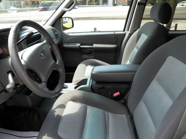 Ford Explorer Sport Trac 2005 photo 11