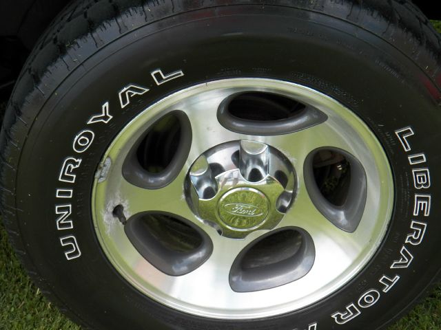 Ford Explorer Sport Trac 2005 photo 4