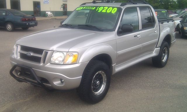 Ford Explorer Sport Trac 2005 photo 2