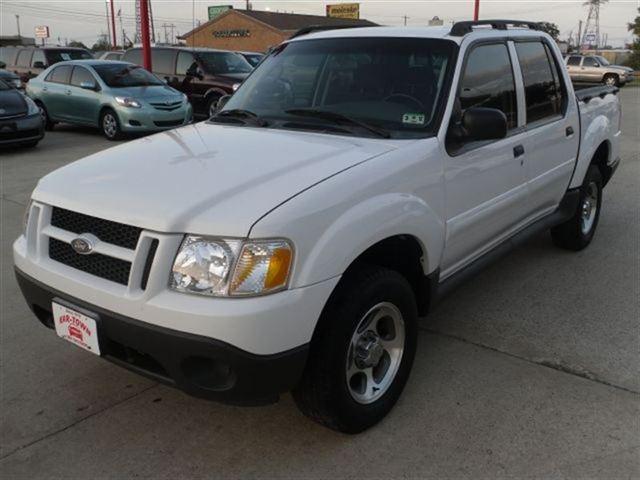 Ford Explorer Sport Trac SXT V6 Sport Utility