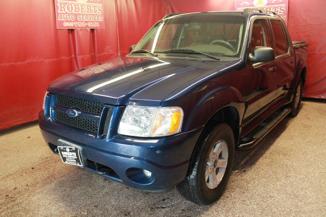 Ford Explorer Sport Trac 2005 photo 2