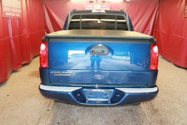 Ford Explorer Sport Trac 2005 photo 4