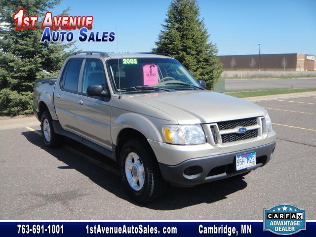 Ford Explorer Sport Trac 2005 photo 1